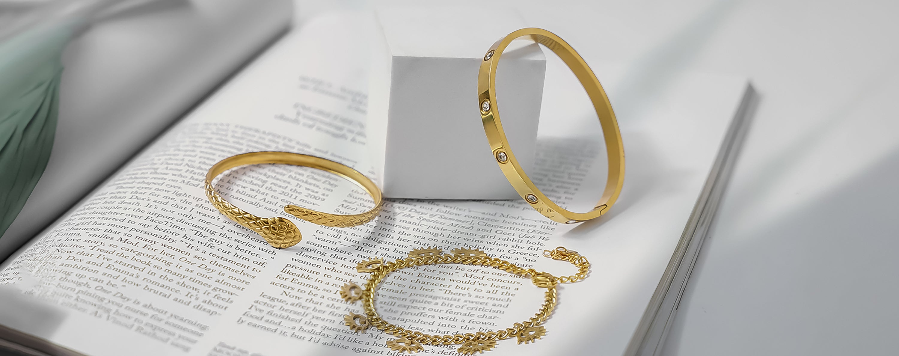 Women's Bracelets